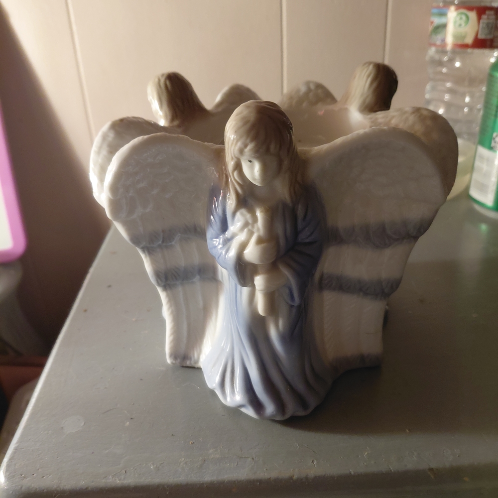Ceramic3 Angel Figurine with Candle Holder